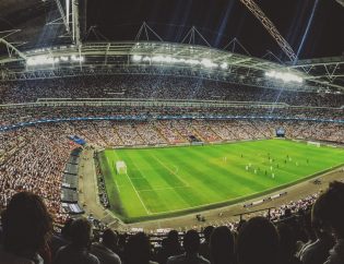 Estadio de fútbol. Tecnología blockchain para el acceso a eventos